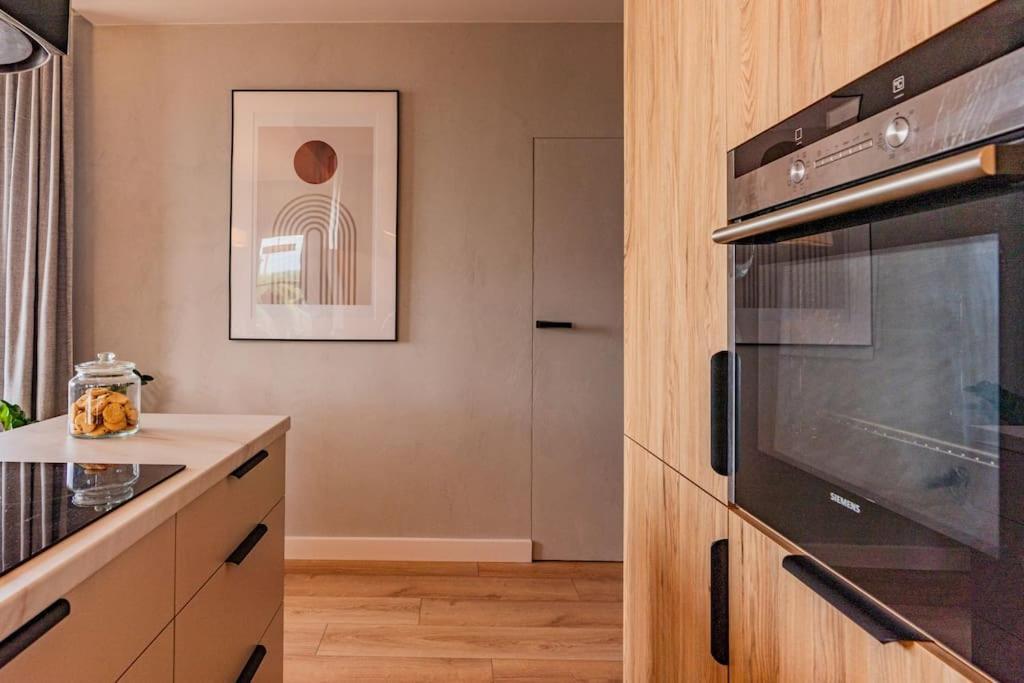 Apartament Na Grabiszynskiej Wroclaw Bagian luar foto