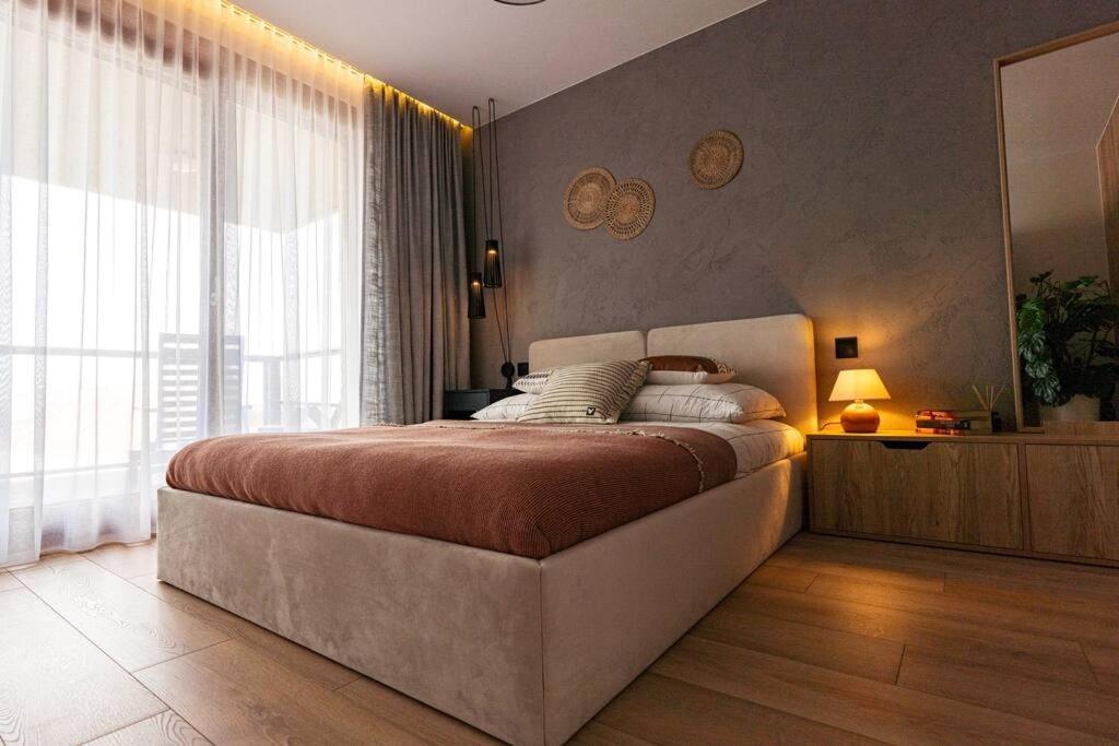 Apartament Na Grabiszynskiej Wroclaw Bagian luar foto